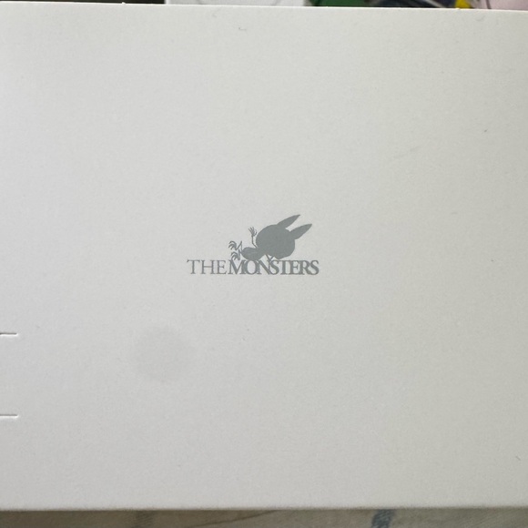 Labubu - Big into energy - Love - unopened - Picture 5 of 5